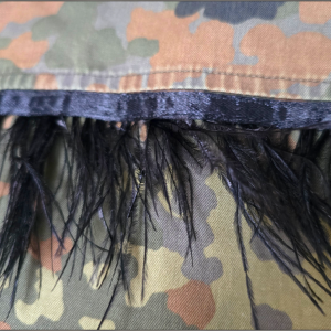 Gassi Jacke mit emotionalen Designelementen und Statementa